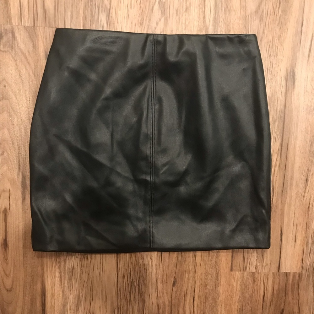 Hollister vegan leather skirt